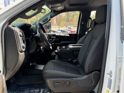 Used 2023 Chevrolet Silverado 2500 LT w/ Convenience Package image 23