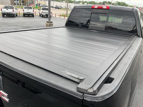 Used 2016 GMC Sierra 2500 Denali w/ Duramax Plus Package AWD/4WD image 22