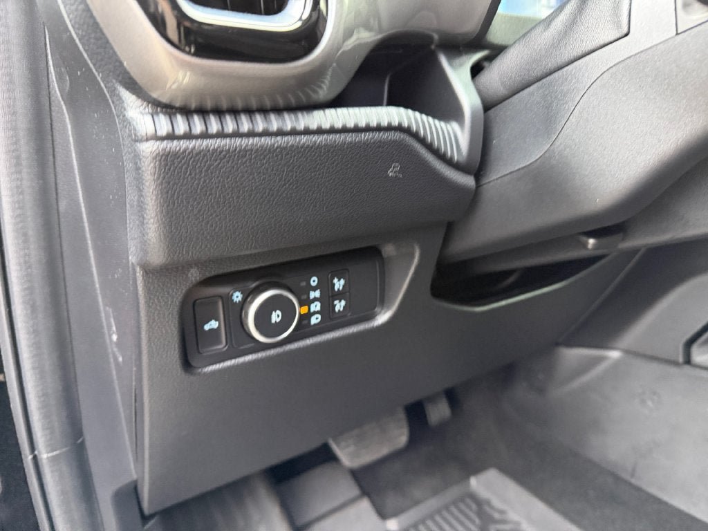 Used 2025 Ford Ranger XLT w/ Equipment Group 301A High AWD/4WD image 19
