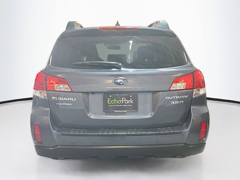 Used 2014 Subaru Outback 3.6R Limited image 7