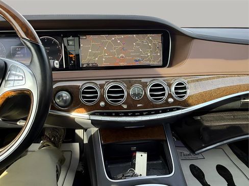 Used 2014 Mercedes-Benz S 550 Sedan image 21