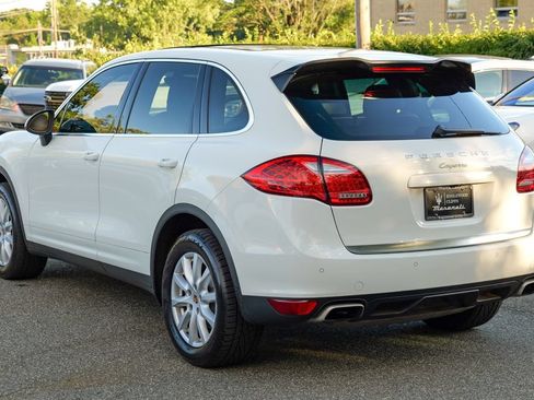 Used 2013 Porsche Cayenne AWD/4WD image 5