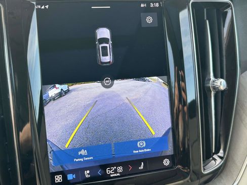 Certified 2023 Volvo XC60 B5 Plus w/ Climate Package image 25