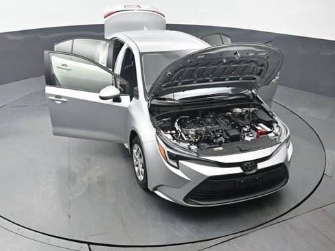 Used 2026 Toyota Corolla LE AWD/4WD image 50