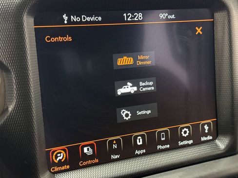 Used 2023 Jeep Gladiator Overland image 9