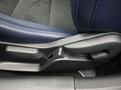 Used 2025 Ford Mustang Dark Horse image 12