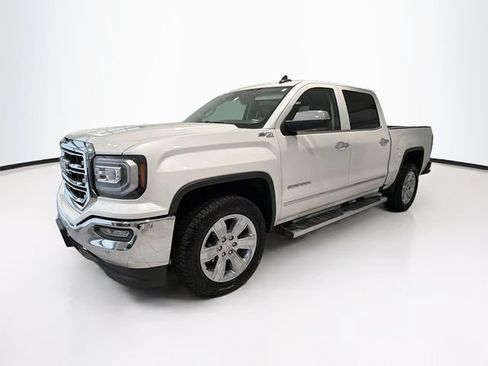 Used 2018 GMC Sierra 1500 SLT AWD/4WD image 3