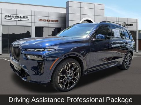 Used 2024 BMW X7 xDrive40i w/ Executive Package AWD/4WD image 8