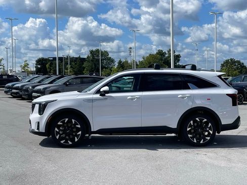New 2026 Kia Sorento EX w/ EX Premium Package FWD image 4
