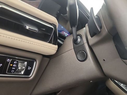 Used 2023 Lincoln Nautilus Reserve w/ Equipment Group 201A image 24