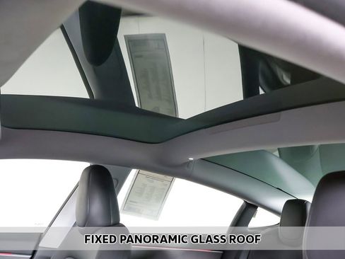 Used 2024 Tesla Model 3 Standard Range RWD image 5