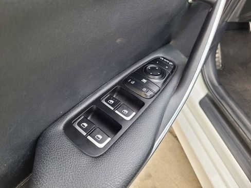 Certified 2022 Kia Stinger GT-Line RWD image 27