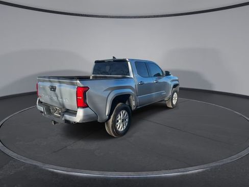Used 2024 Toyota Tacoma SR5 w/ SR5 Upgrade Package image 15