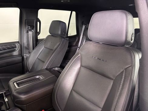 Used 2024 GMC Yukon Denali image 17