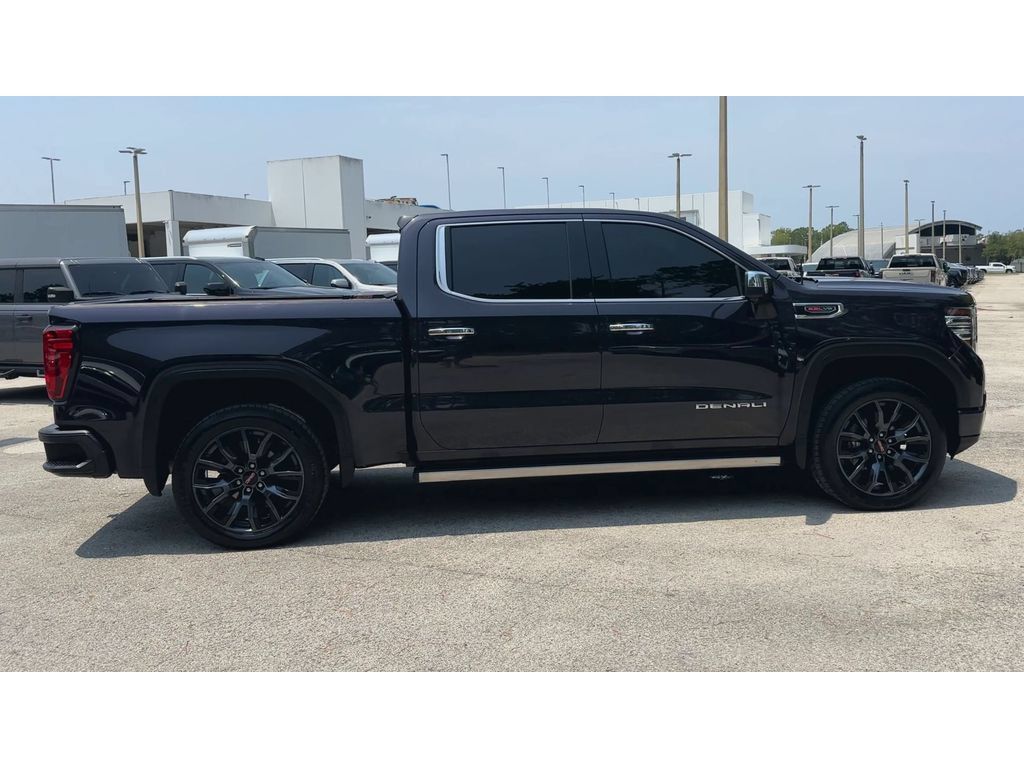 Certified 2023 GMC Sierra 1500 Denali w/ Denali Reserve Package AWD/4WD image 9