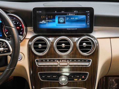 Used 2019 Mercedes-Benz C 300 Sedan image 16