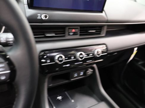 Certified 2026 Honda Pilot EX-L image 16