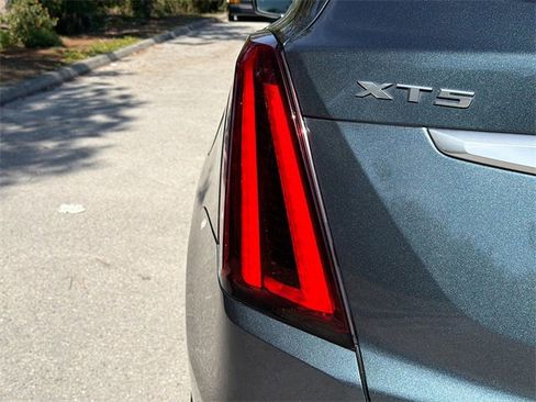 Used 2020 Cadillac XT5 Premium Luxury image 10