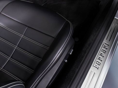 Used 2016 Ferrari California T image 51