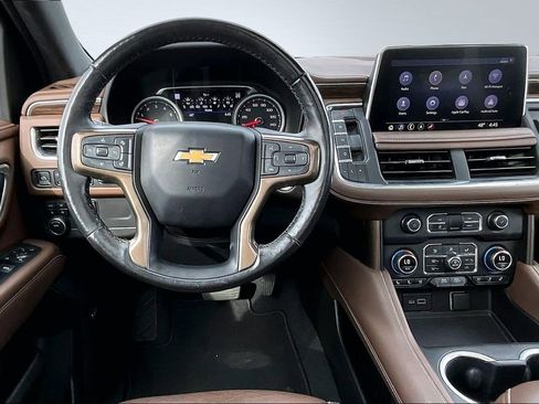 Used 2021 Chevrolet Suburban High Country AWD/4WD image 5