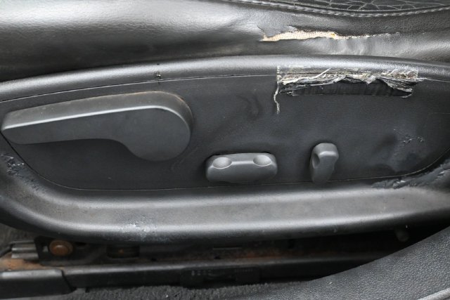 Used 2006 Chevrolet Impala LT FWD image 12