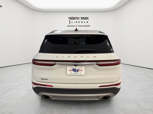 Used 2022 Lincoln Corsair FWD image 4