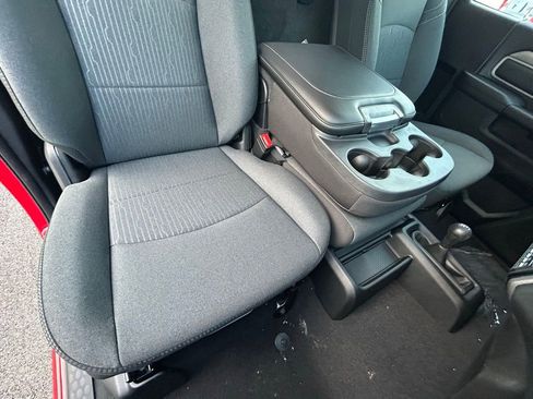 Used 2024 RAM 3500 Tradesman image 28