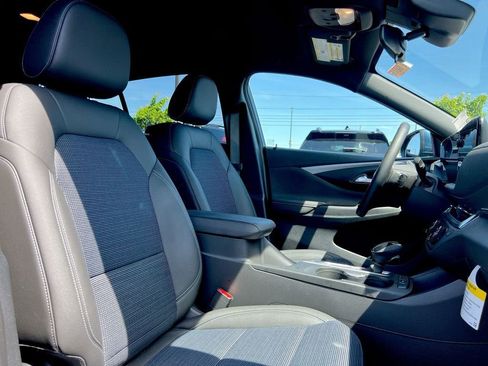 New 2026 Buick Envista Sport Touring w/ Convenience I Package FWD image 22