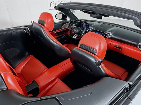 Used 2023 Mercedes-Benz SL 55 AMG 4MATIC image 27