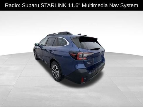 Used 2022 Subaru Outback Premium image 5