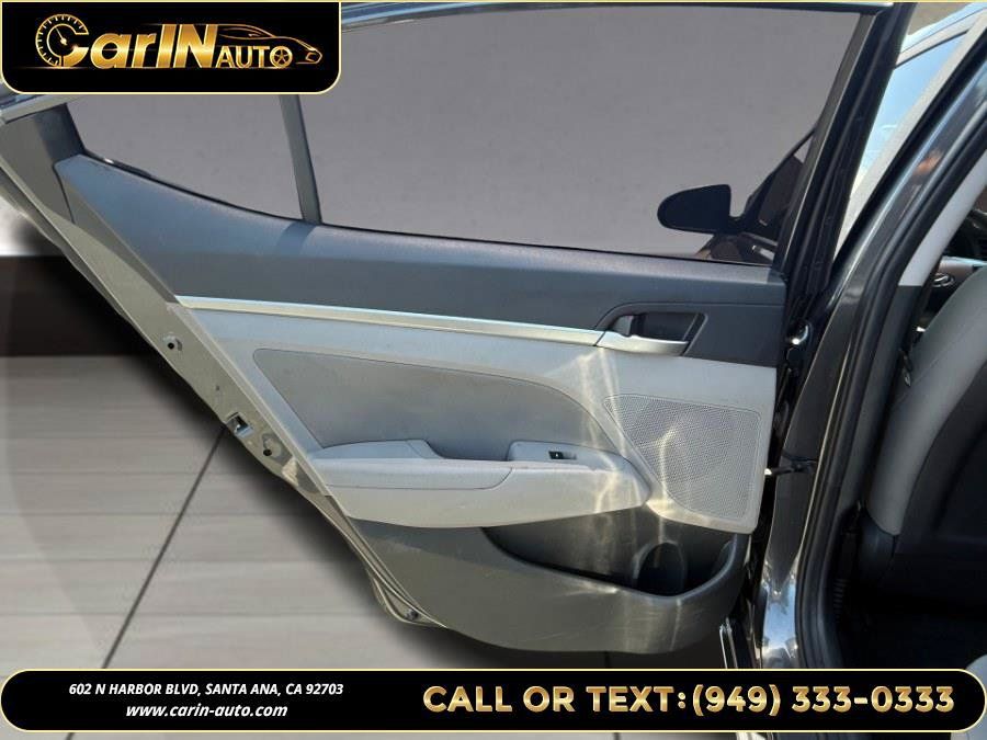 Used 2020 Hyundai Elantra SEL FWD image 24
