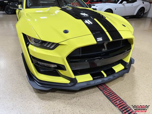 Used 2021 Ford Mustang Shelby GT500 w/ Carbon Fiber Track Pack RWD image 51