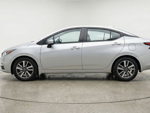 Used 2025 Nissan Versa SV FWD image 5