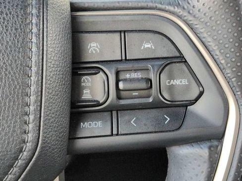 Certified 2025 Toyota 4Runner TRD Off-Road AWD/4WD image 25