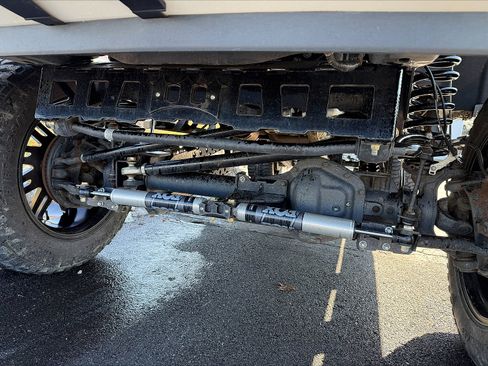 Used 2021 Ford F250 Lariat image 6