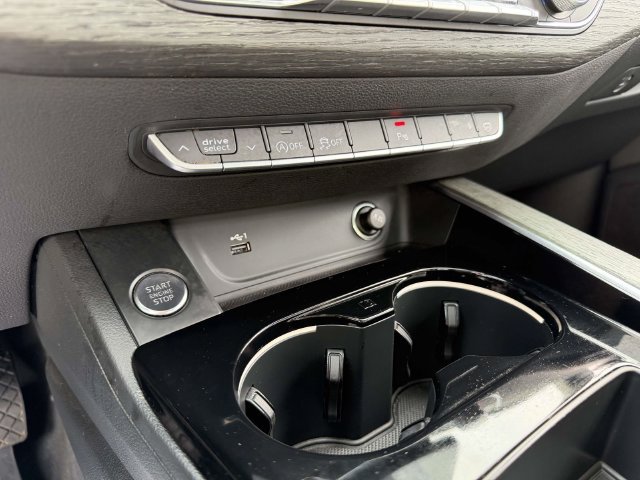 Used 2023 Audi A4 2.0T Premium AWD/4WD image 31