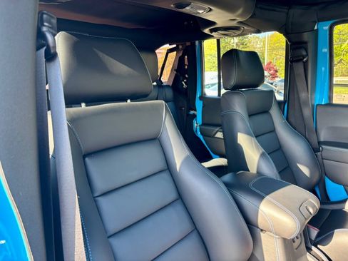 Used 2013 Jeep Wrangler Unlimited Sport AWD/4WD image 17