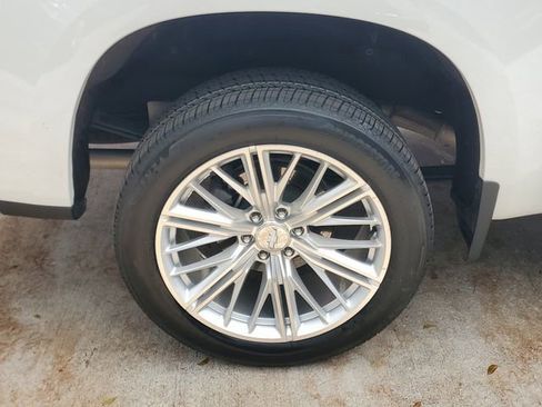 Used 2024 Chevrolet Silverado 1500 RST w/ Convenience Package II image 7