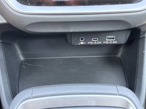 Used 2024 Subaru Crosstrek 2.0i Premium AWD/4WD image 24
