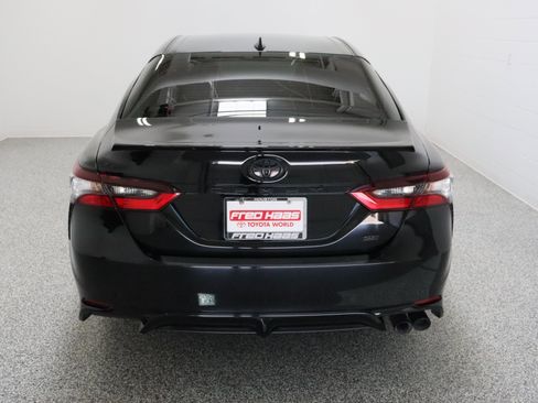 Used 2023 Toyota Camry SE FWD image 8
