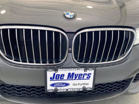 Used 2016 BMW 750i xDrive AWD/4WD image 27