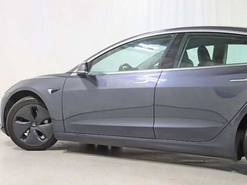 Used 2020 Tesla Model 3 Performance image 11