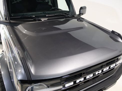 Used 2023 Ford Bronco Outer Banks AWD/4WD image 32