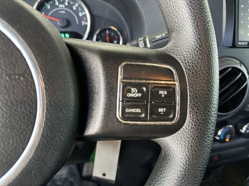 Used 2017 Jeep Wrangler Sport AWD/4WD image 20