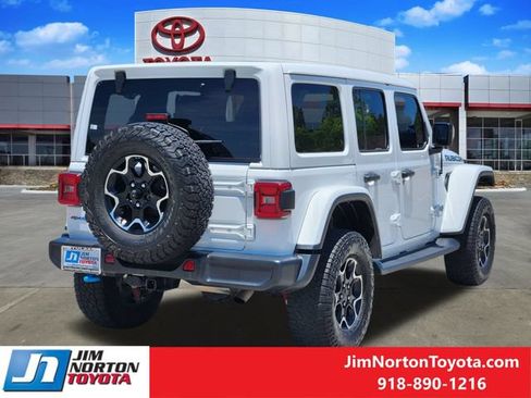 Used 2022 Jeep Wrangler Unlimited Rubicon 4xe w/ Cold Weather Group AWD/4WD image 6