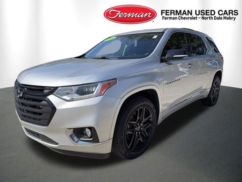 Used 2019 Chevrolet Traverse Premier w/ LPO, Blackout Package image 5