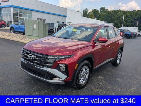 Used 2026 Hyundai Tucson SE AWD/4WD image 3