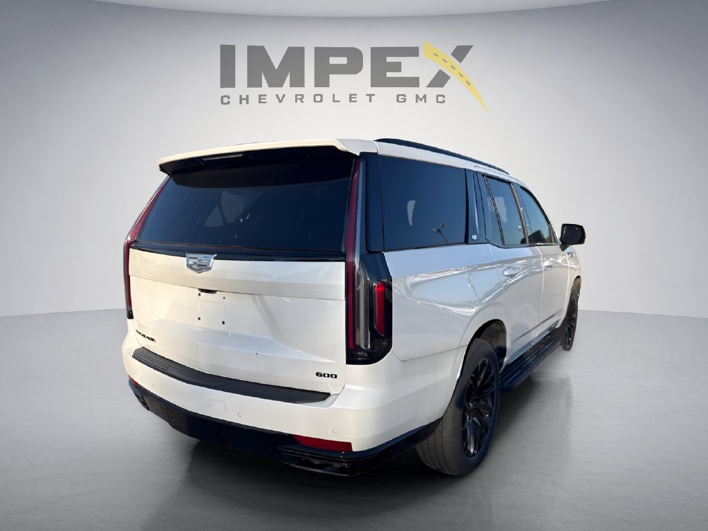 Used 2023 Cadillac Escalade Sport Platinum w/ LPO, ONYX Package AWD/4WD image 5