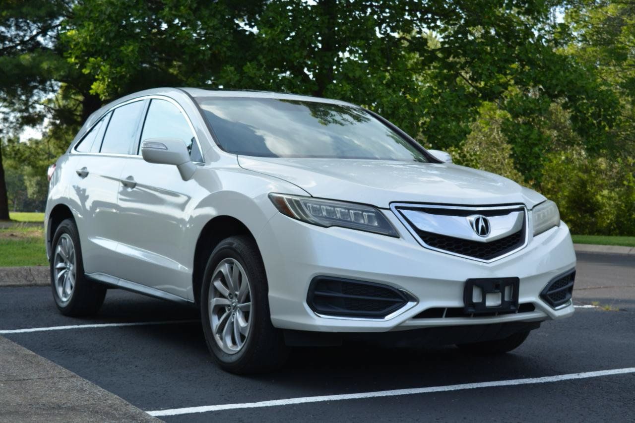 Used 2017 Acura RDX AWD image 3