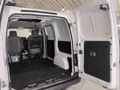 Used 2019 Nissan NV200 S FWD image 10